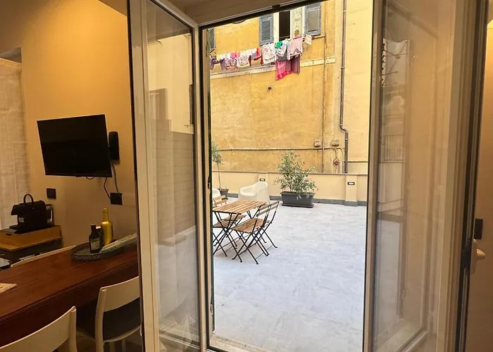 Lejlighed Virtu Genova